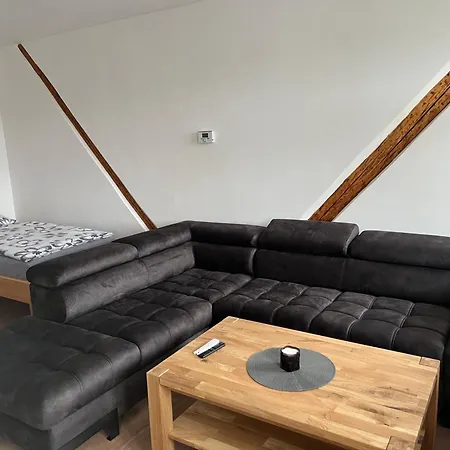 Na Namesti Ii Apartment