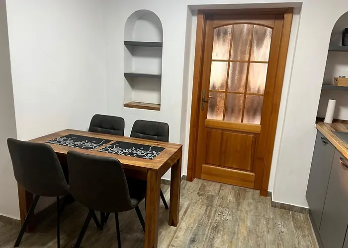Apartman Na Namesti Ii *