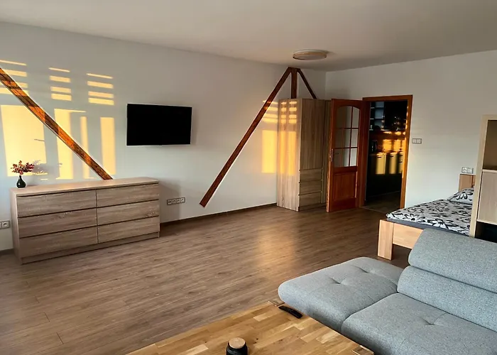 Na Namesti Ii Apartman Králíky