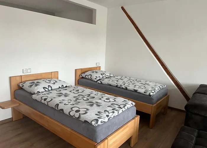 Na Namesti Ii Apartman *